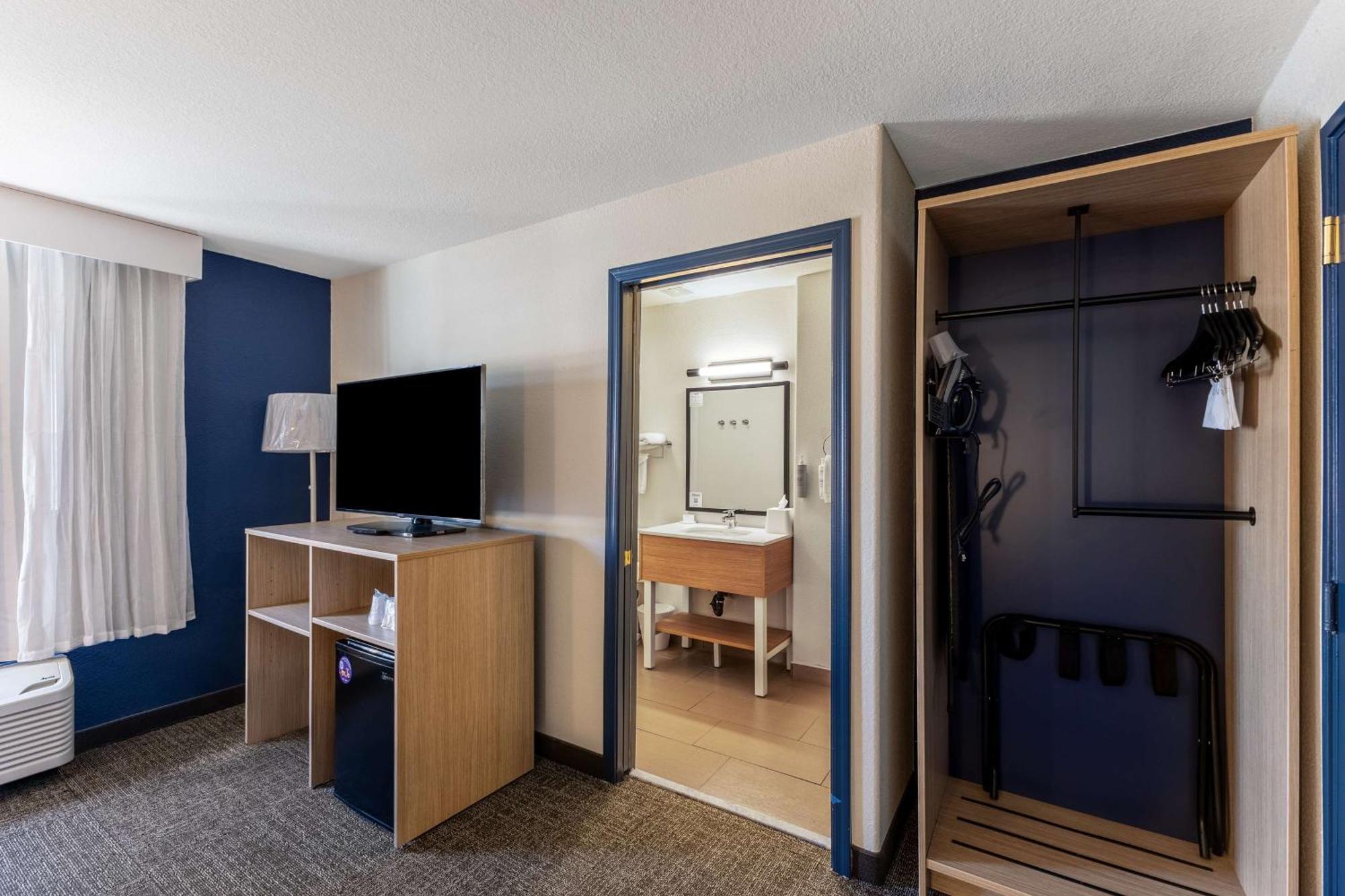 Spark By Hilton Glendale Peoria Phoenix North Exterior photo